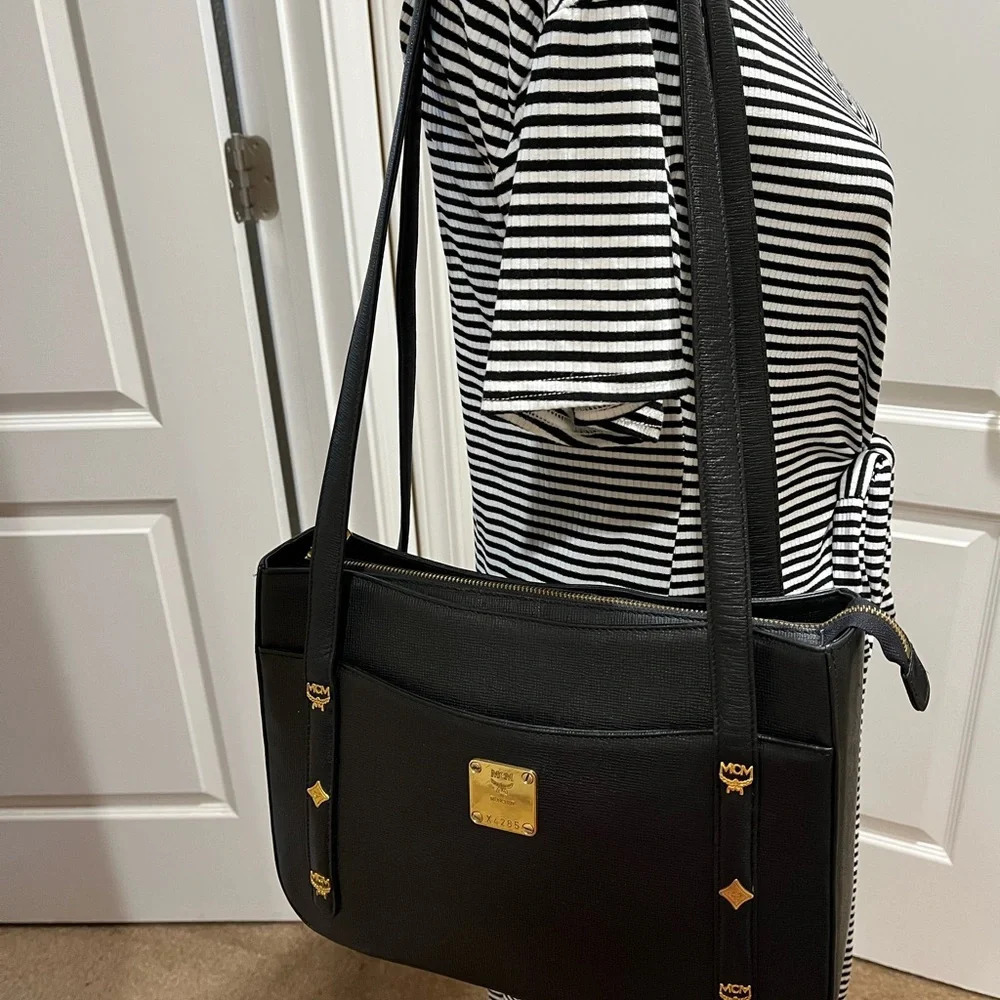 MCM Long Strap Tote - Picture 12 of 13